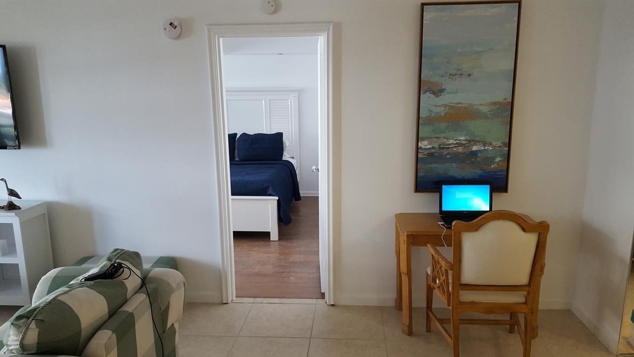 2 Bedroom 2 Bath Beachfront Condo On Miami Beach Millionaire Row Kültér fotó