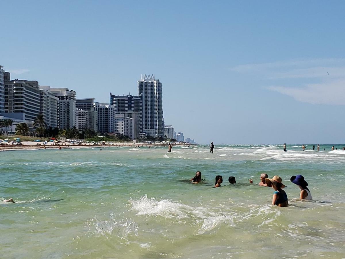 2 Bedroom 2 Bath Beachfront Condo On Miami Beach Millionaire Row Kültér fotó